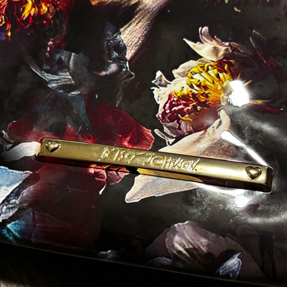 Betsey Johnson Floral Black Bow Women's Crossbody - Picture 5 of 11